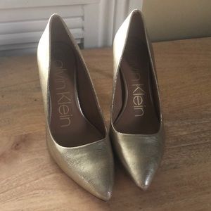 Calvin Klein Gold Pumps